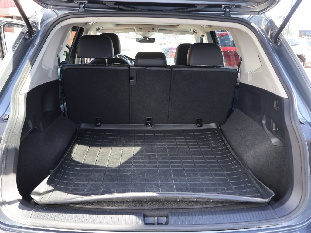 2023 Volkswagen Tiguan SE - Photo 8