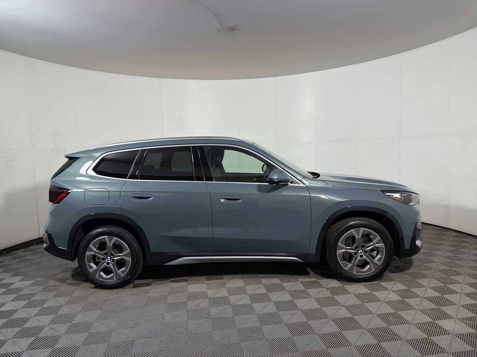 2026 BMW X1 28i - Photo 7