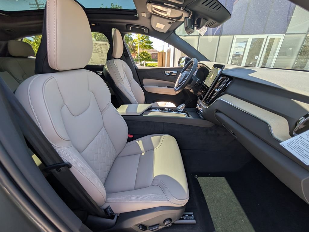 New 2026  Volvo T8 Plus image 8
