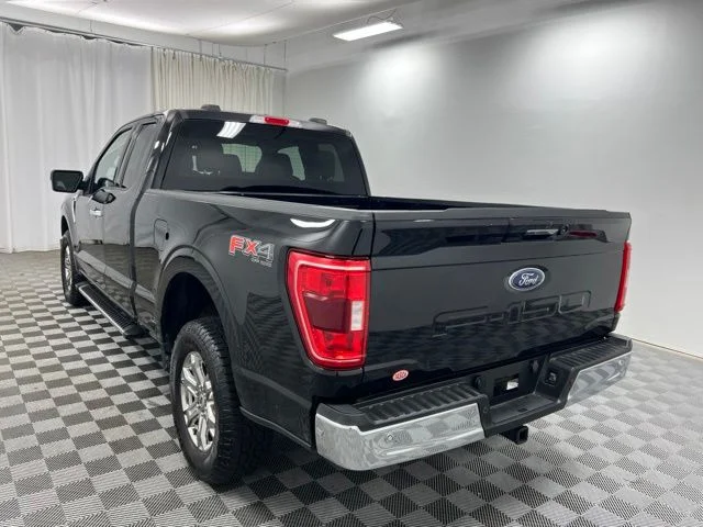 Used 2023 Black Ford XLT image 6