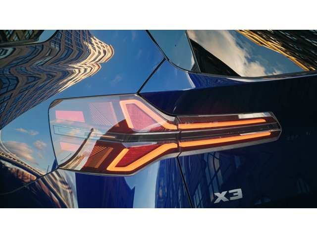 New 2026 Tanzanite Blue II Metallic BMW M50 xDrive image 8