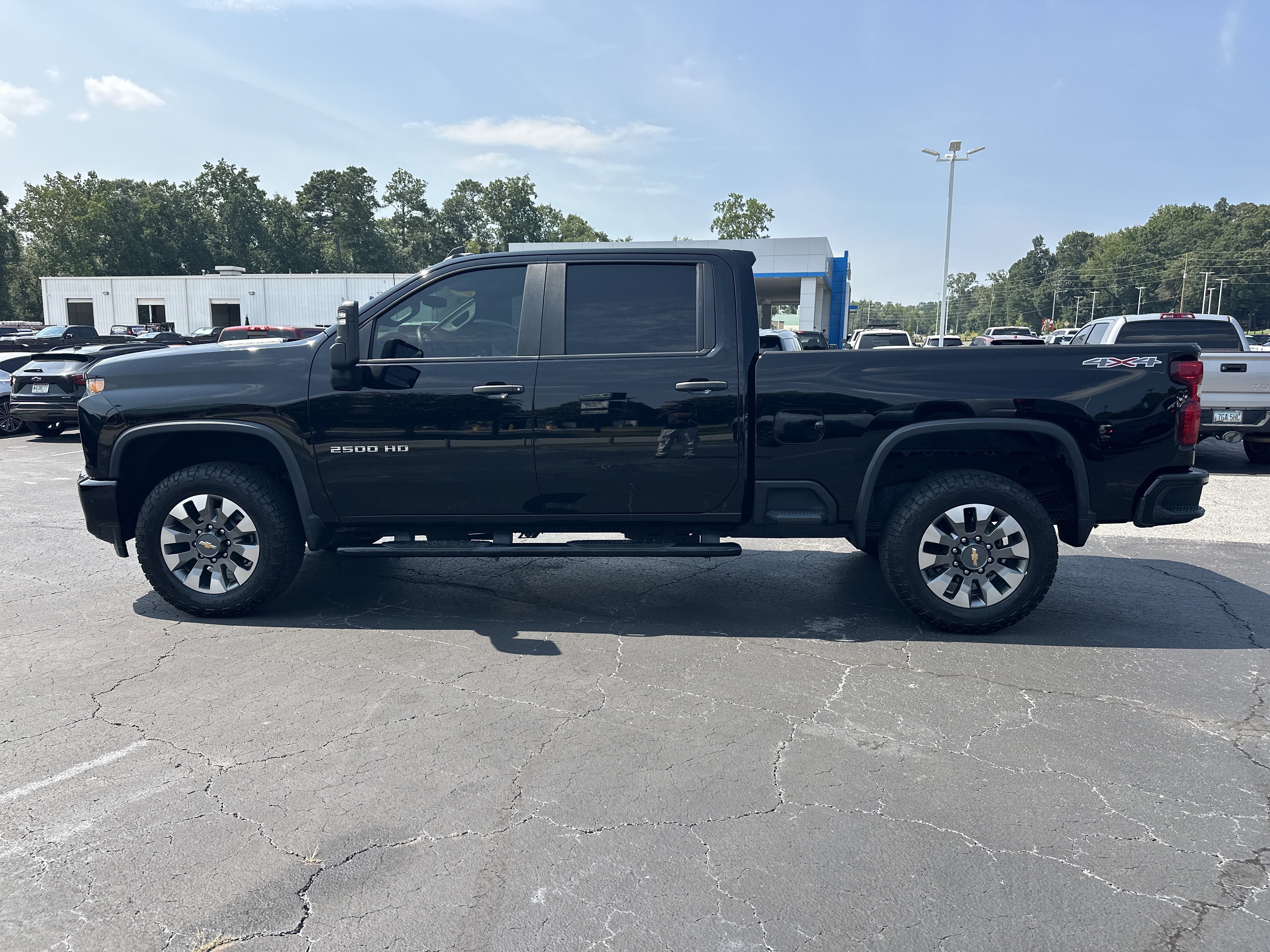 Used 2022 Black Chevrolet Custom image 5