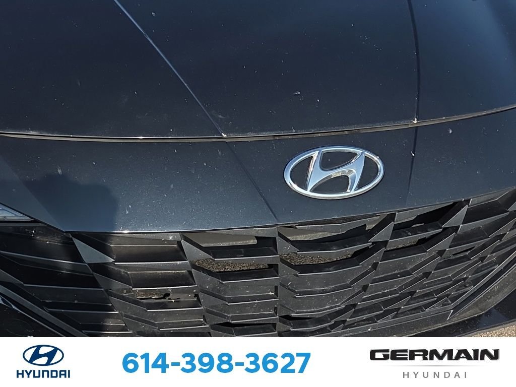 Used 2023 Black Hyundai SEL image 14