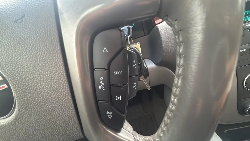Used 2012 STEALTH GRAY METALLIC GMC SLT image 24
