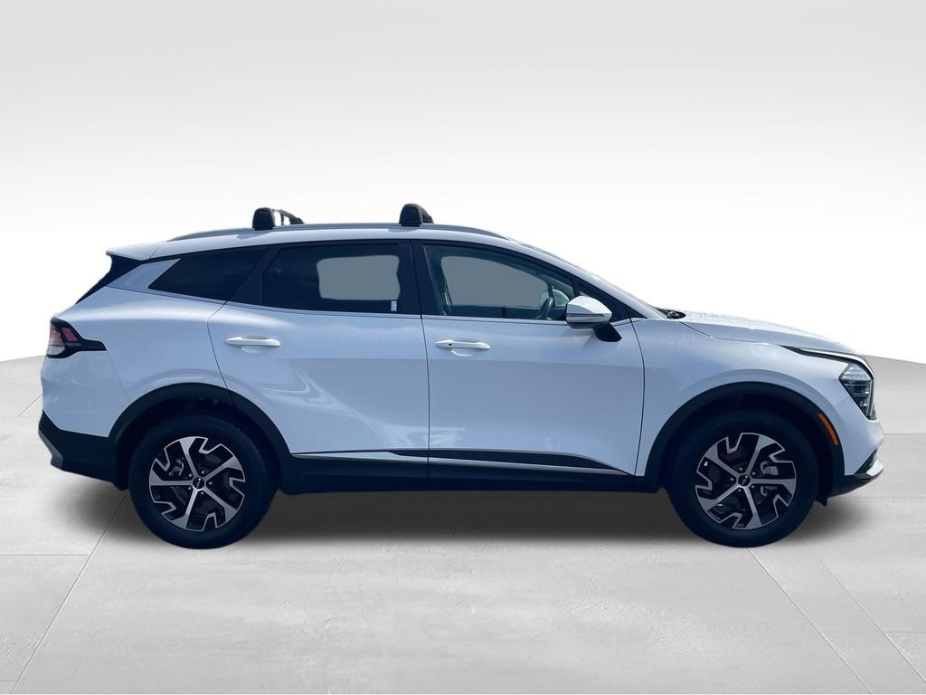 Used 2024 White Kia EX image 6