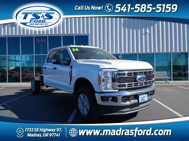 2026 Ford F-350 Super Duty Chassis Cab XLT