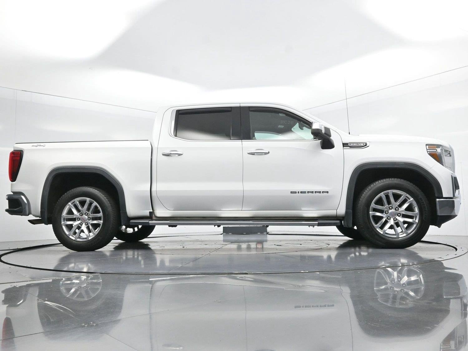 Used 2019 Summit White GMC SLT image 55