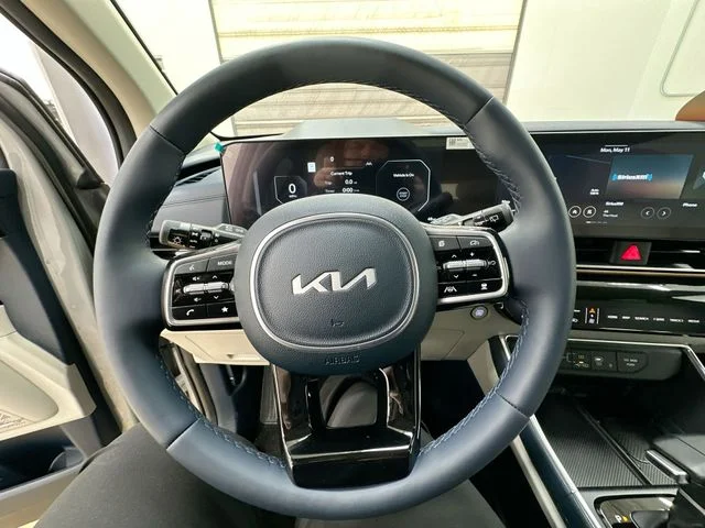 2026 Kia Carnival SX Prestige - Photo 12