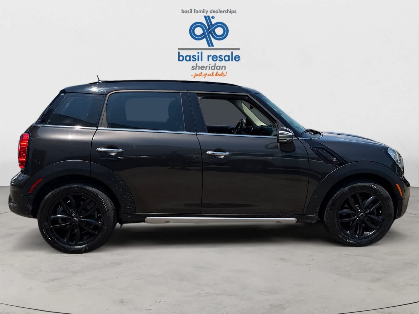 Used 2016 Earl Grey Metallic MINI S image 7
