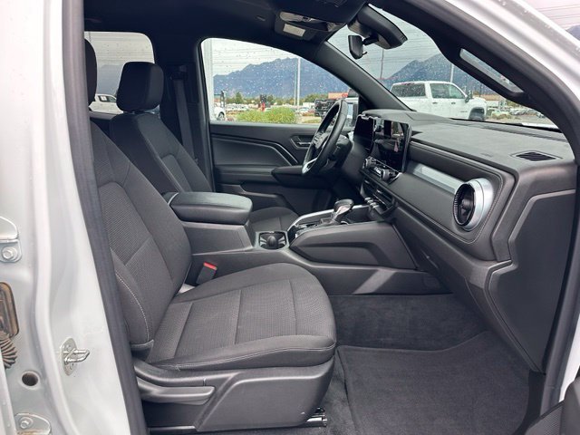 2023 Chevrolet Colorado LT - Photo 31
