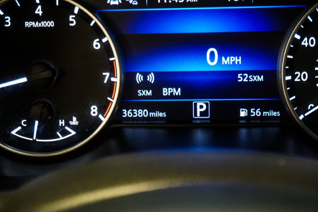 Used 2023 Gray Nissan SV image 27