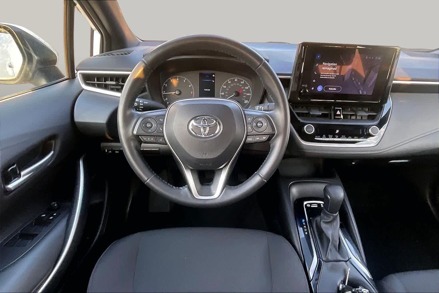 Used 2024 Ice Cap Toyota SE image 6