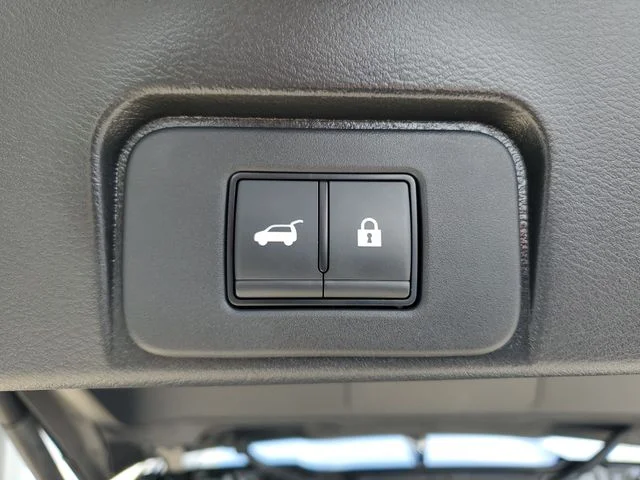 Used 2023 Black Nissan SL image 11