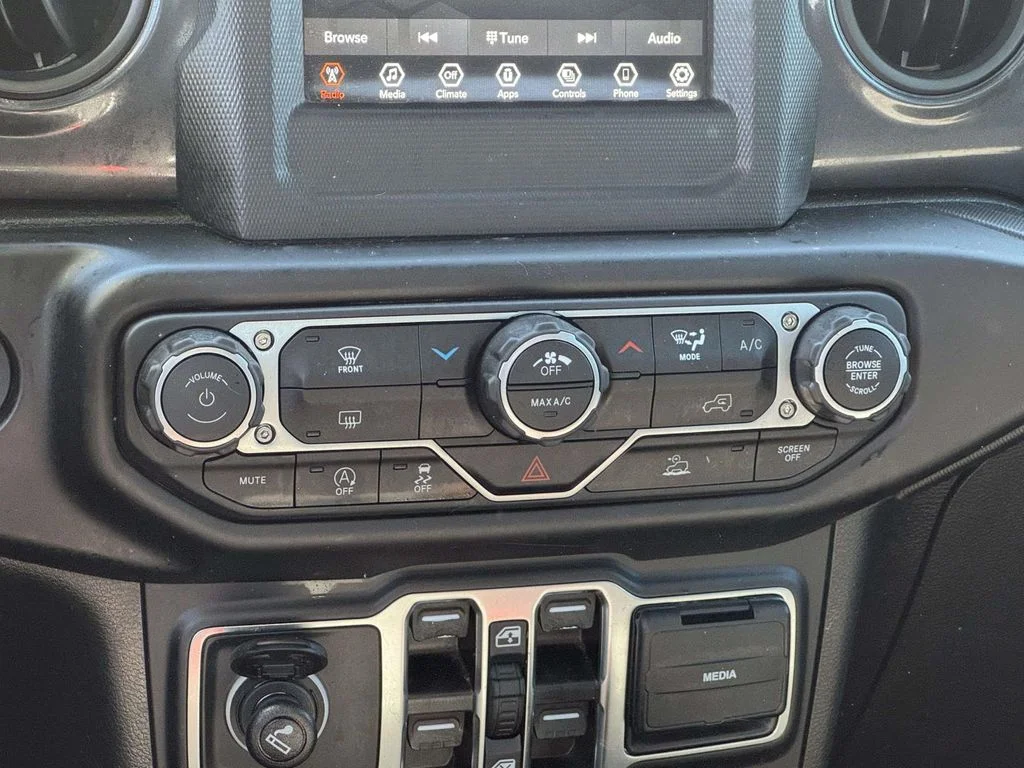 Used 2022 Blue Jeep Unlimited Sport Altitude image 19