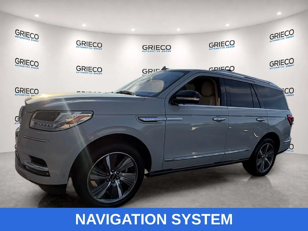 Used 2019 Ceramic Pearl Metallic Lincoln Reserve image 3