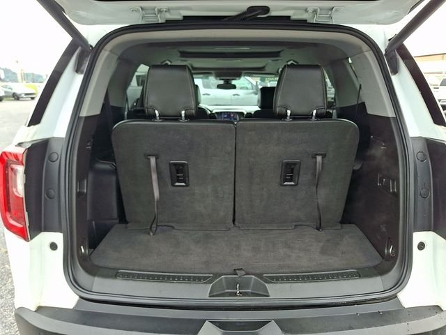 Used 2021 White GMC SLT image 31