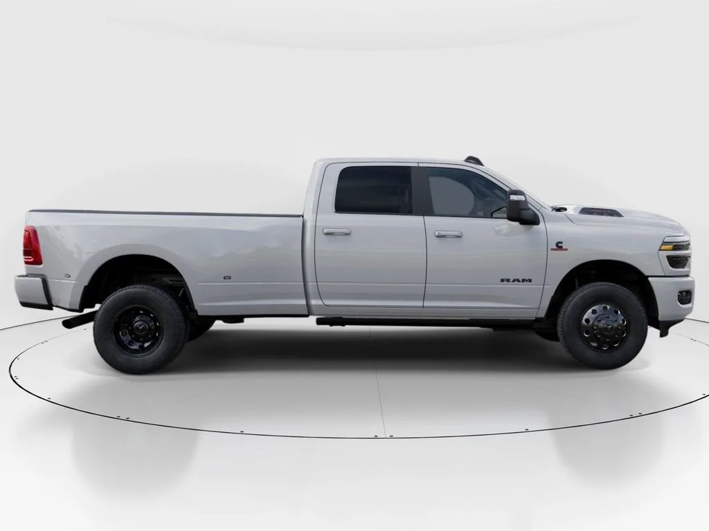 New 2026 Bright White Clear-Coat Exterior Paint RAM Laramie image 23