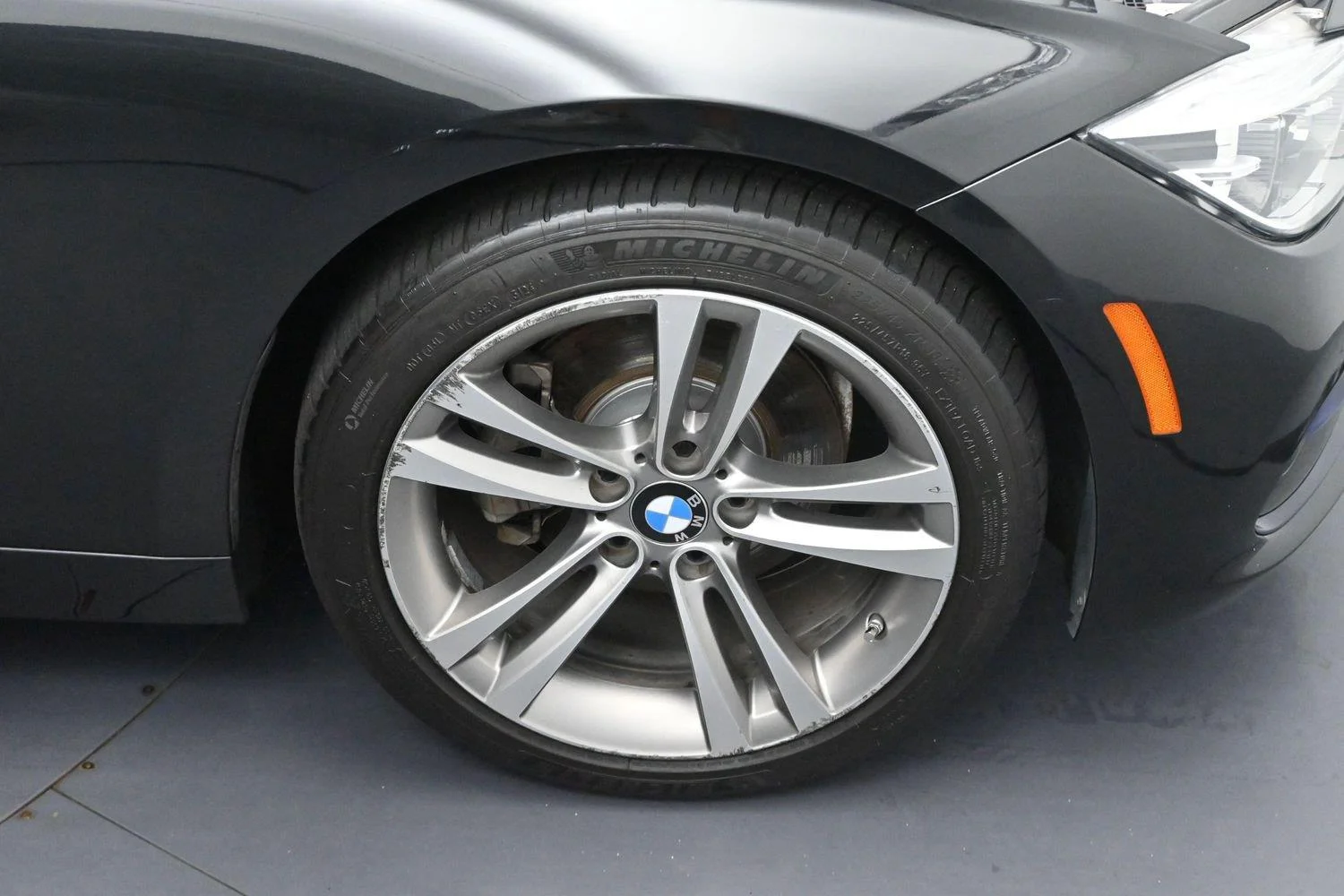 Used 2018 Black Sapphire Metallic BMW 330i image 30