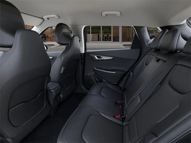 New 2025 Black Kia Wind image 18