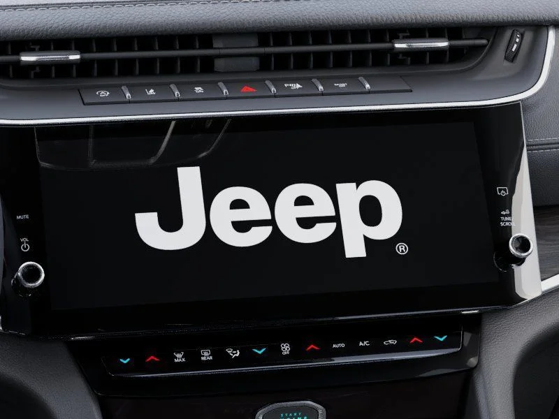 New 2026 Bright White Clear-Coat Exterior Paint Jeep Limited image 19