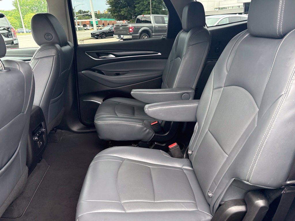 Used 2019 Silver Buick Essence image 24