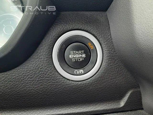 Used 2022 Bright White Clearcoat Ram Big Horn image 18