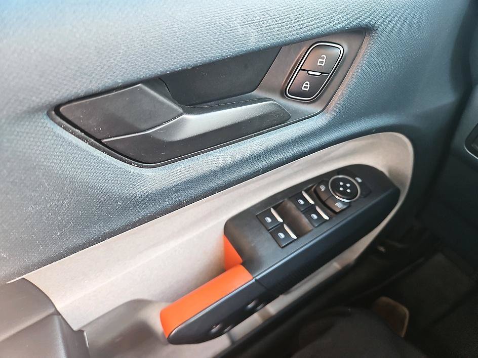 Used 2022 Silver Metallic Ford XLT image 11