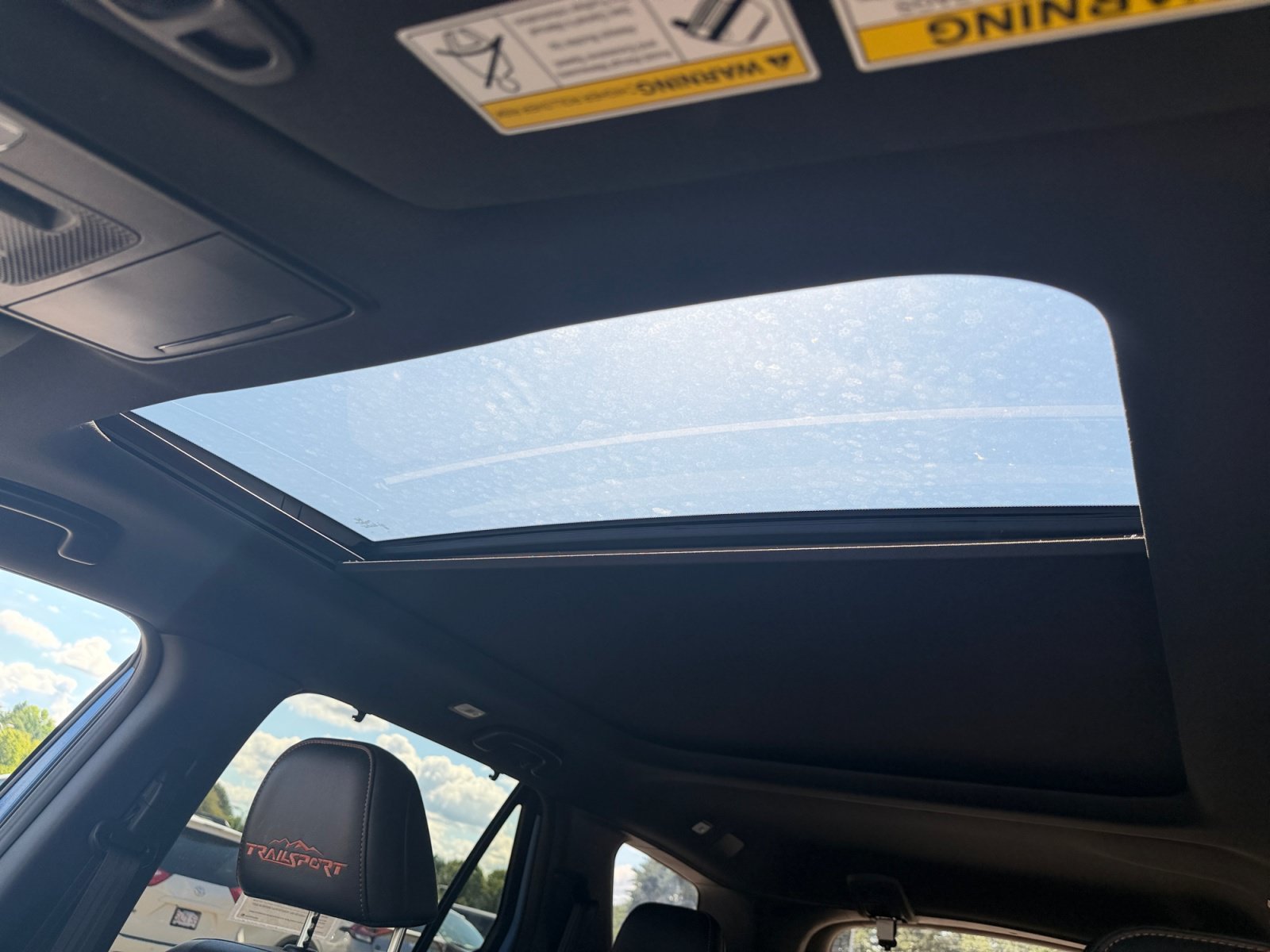 Used 2023 Diffused Sky Pearl Honda TrailSport image 26