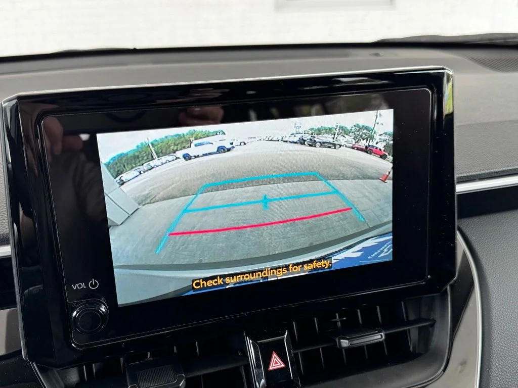Used 2025 Silver Toyota LE image 33