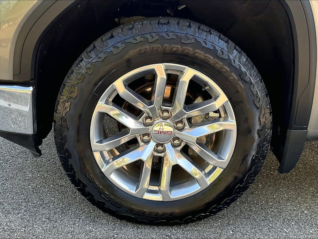 Used 2021 Gray GMC SLE image 7