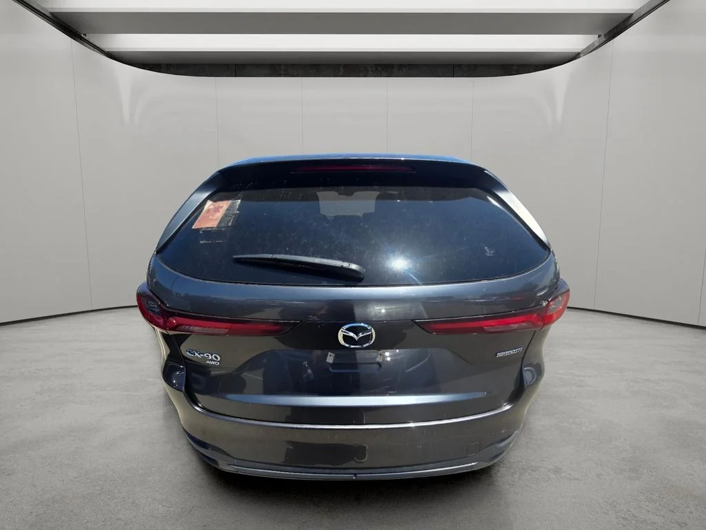 Used 2025 Machine Gray Metallic Mazda Preferred Package image 8