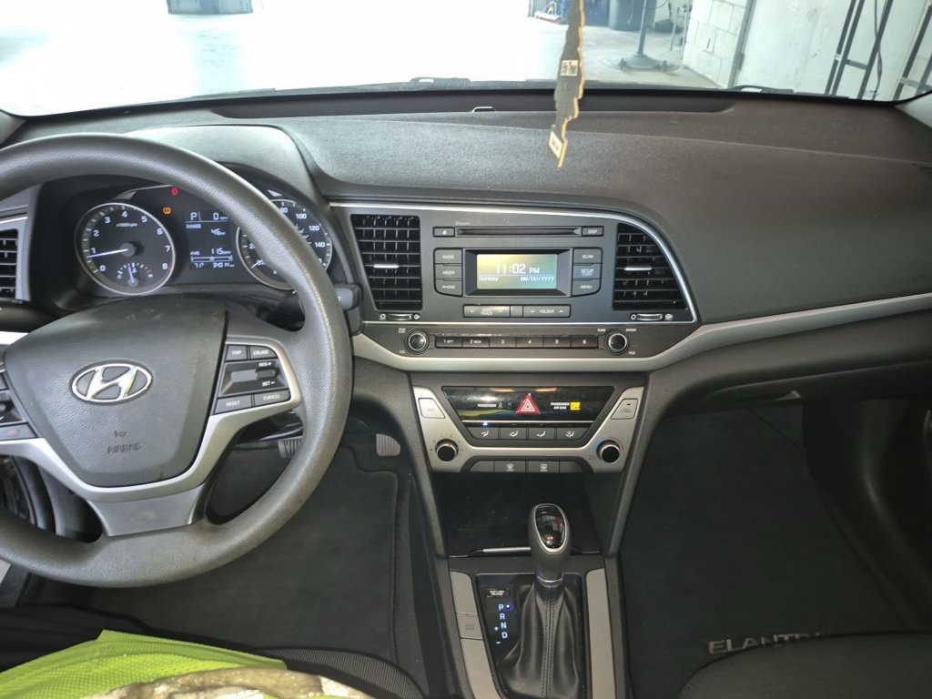 Photo 8