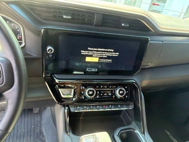 Used 2023 Summit White GMC AT4 image 13