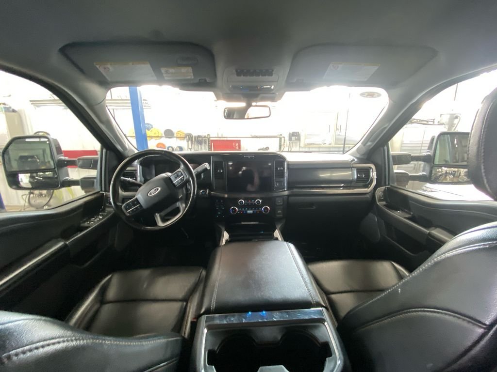 Used 2025 Black Ford Lariat image 9