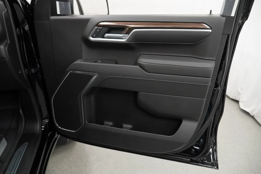 New 2026 Black Chevrolet LT image 26