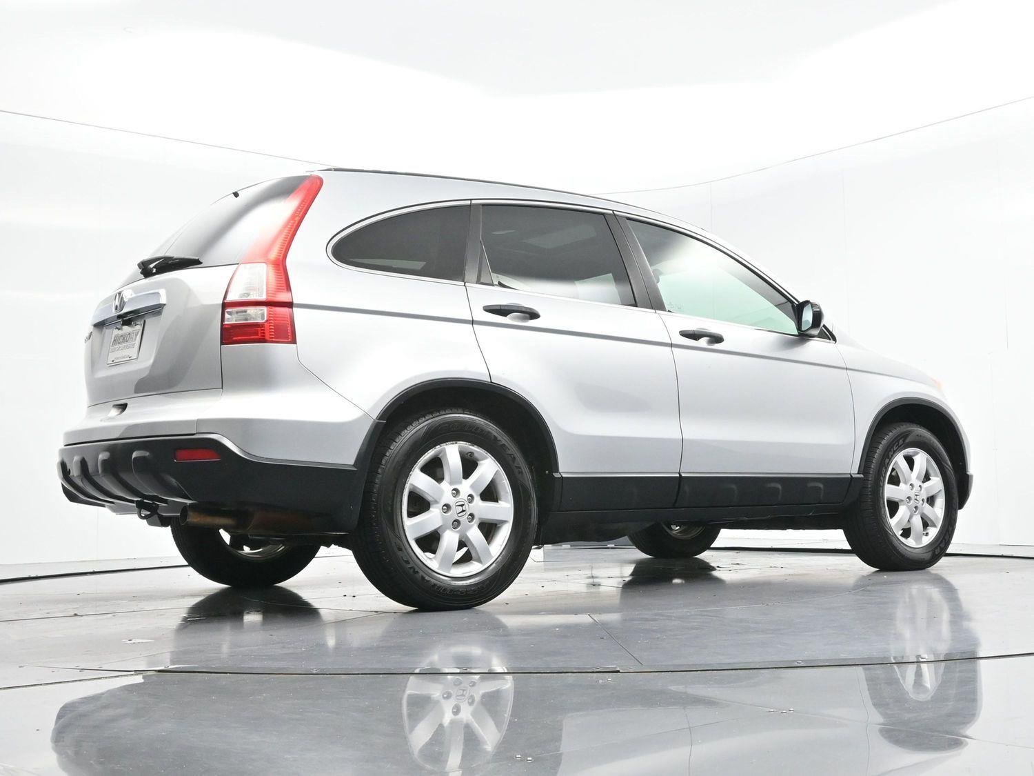 Used 2009 Alabaster Silver Metallic Honda EX image 40