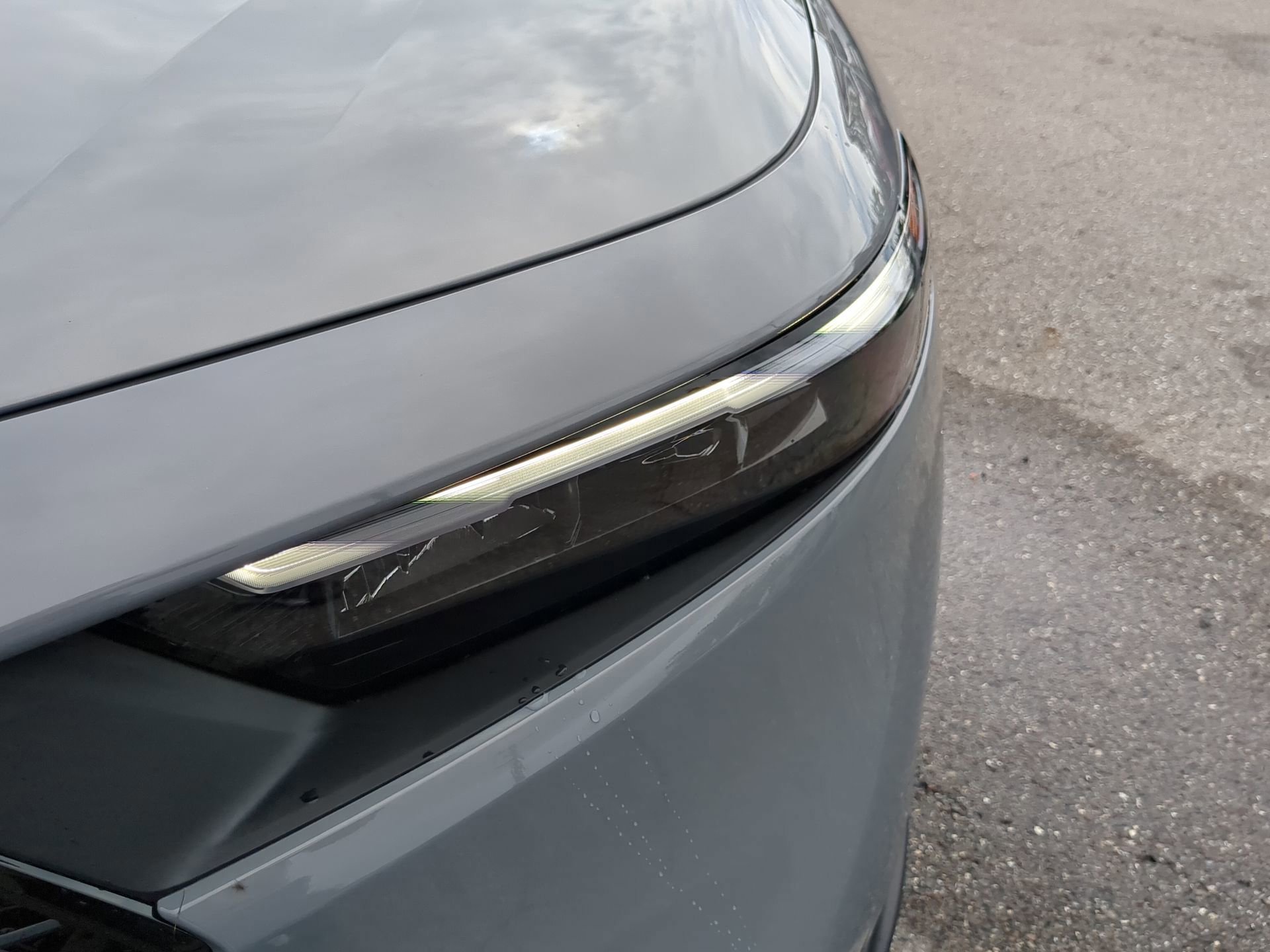 New 2025 Urban Gray Pearl Honda SE image 11