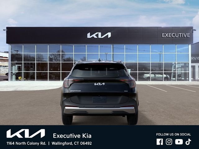 New 2027 Fusion Black Kia S image 5