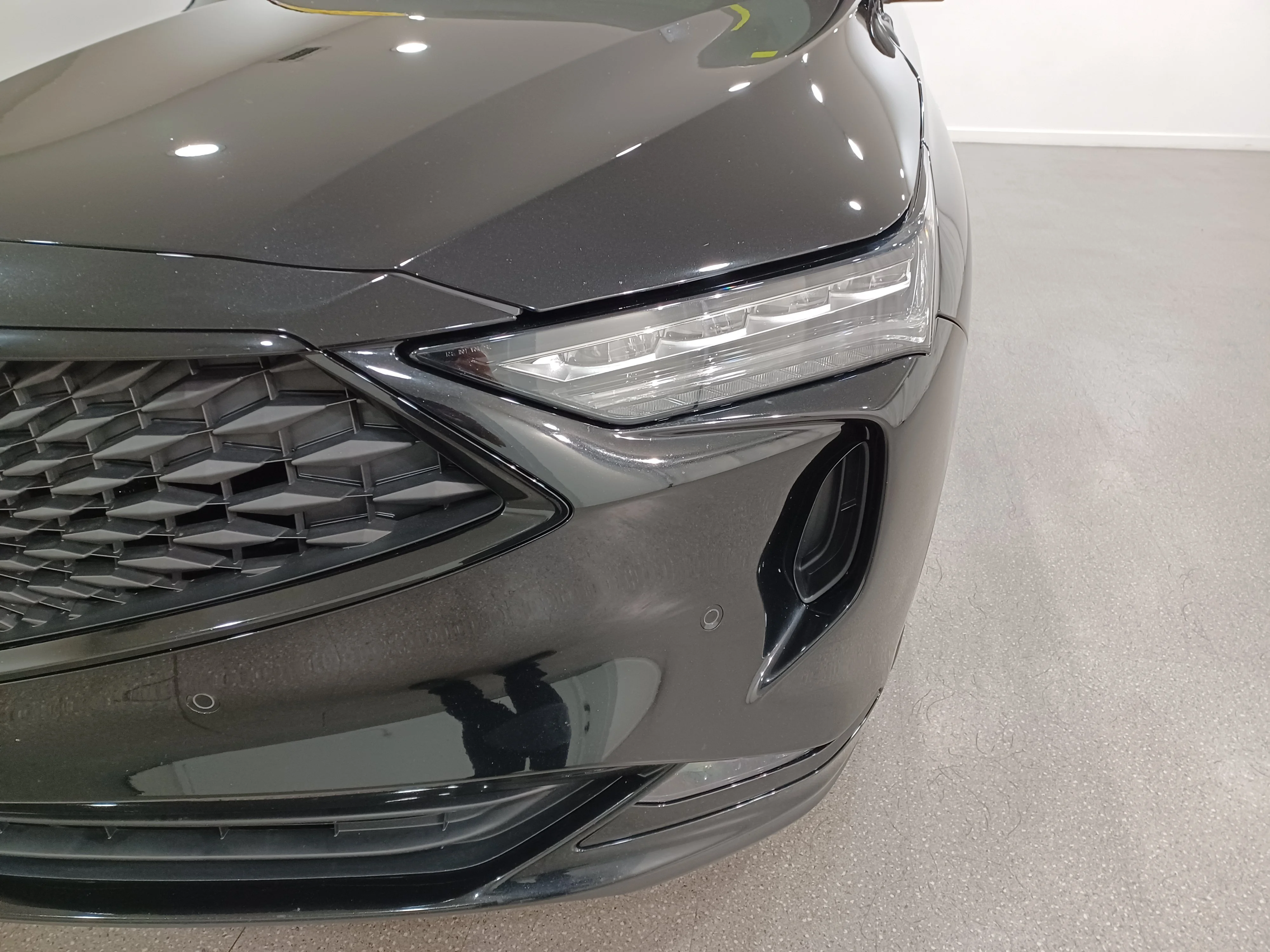 Certified Used 2024 Majestic Black Pearl Acura A-Spec SH-AWD*7 Pass | Adaptive Cruise | Remote Start | Cooled Red Leather | Pano Roof | Htd Wheel image 5