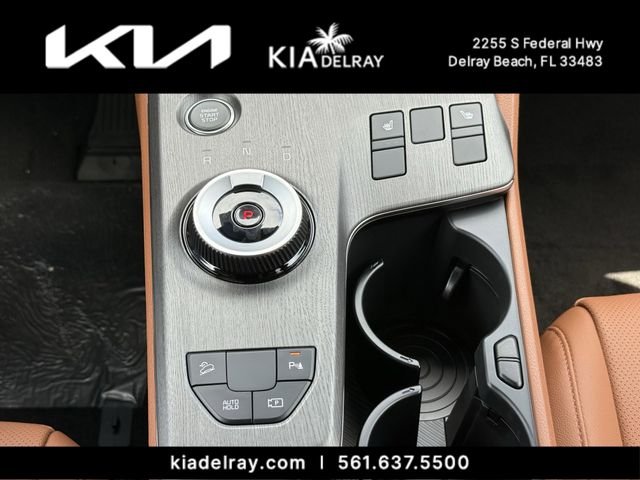 New 2026 Snow White Pearl Kia X-Line image 25