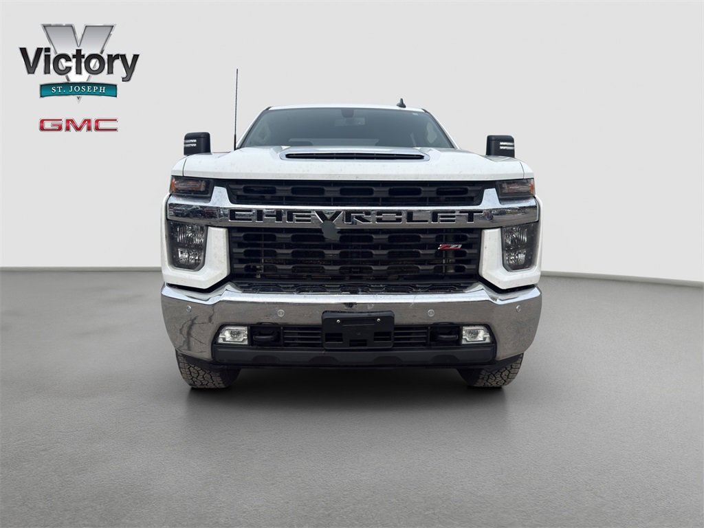 Used 2020 Chevrolet Silverado 2500HD LT with VIN 1GC4YNE74LF308805 for sale in Kansas City