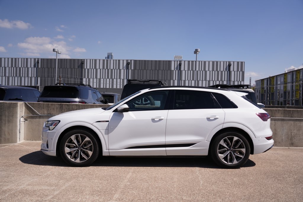 Used 2021  Audi Premium Plus image 7