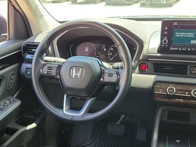 Used 2025 Crystal Black Pearl Honda Touring image 18