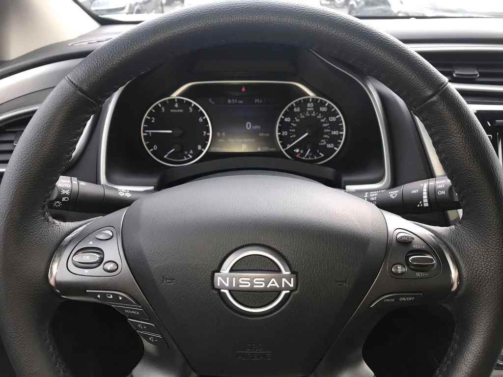 Used 2024 Gray Nissan SV image 14
