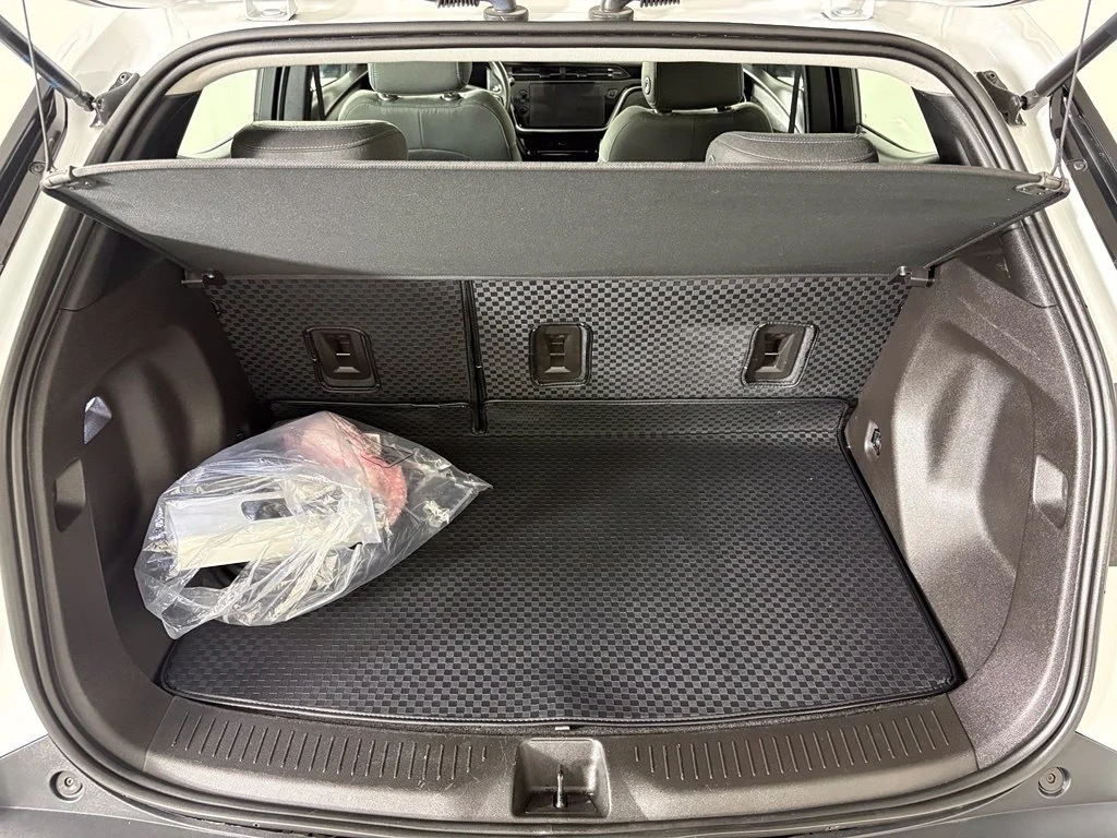 Certified Used 2023 SUMMIT WHITE Chevrolet LT image 38