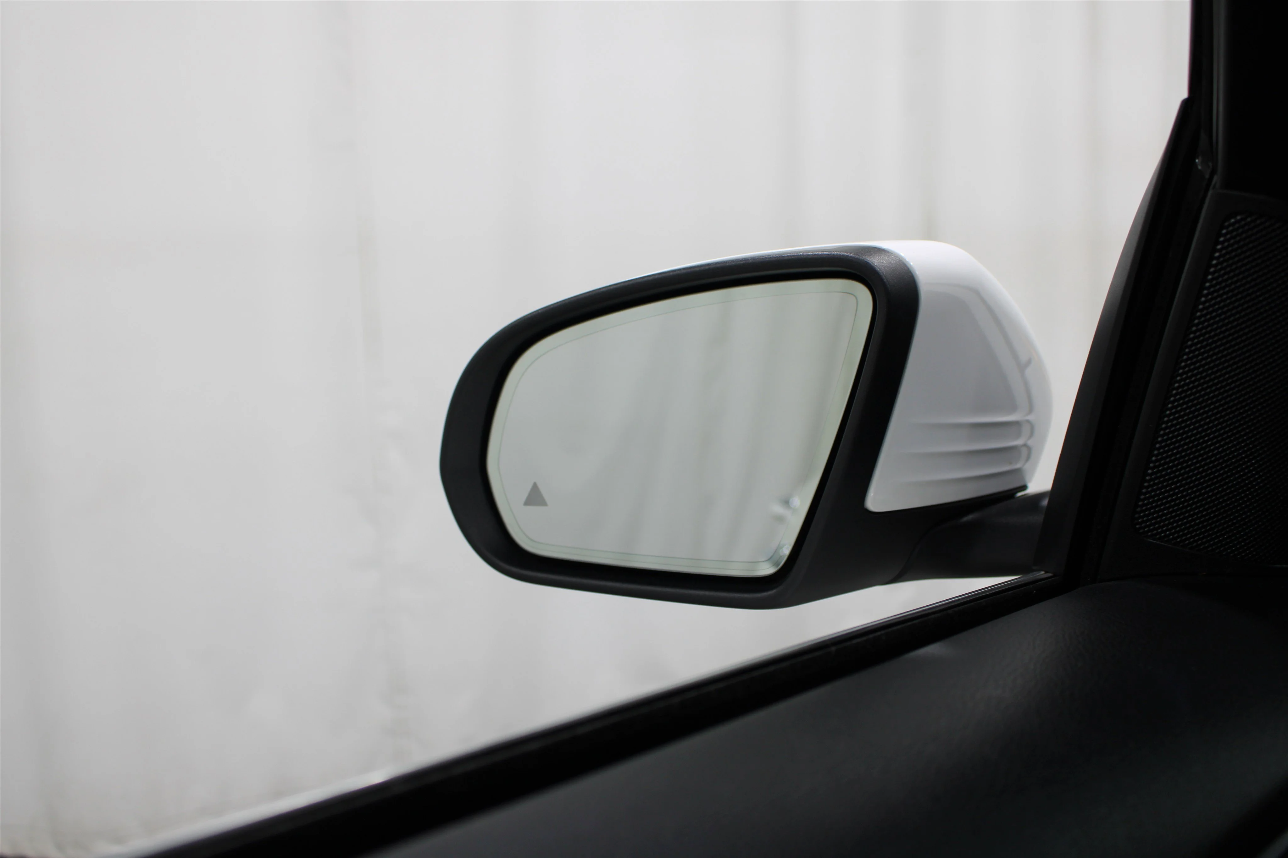 Used 2019 Polar White Mercedes-Benz GLC 300 image 11