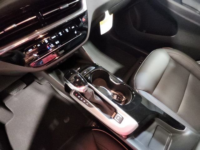 New 2026 White Frost Tricoat Buick Avenir image 11