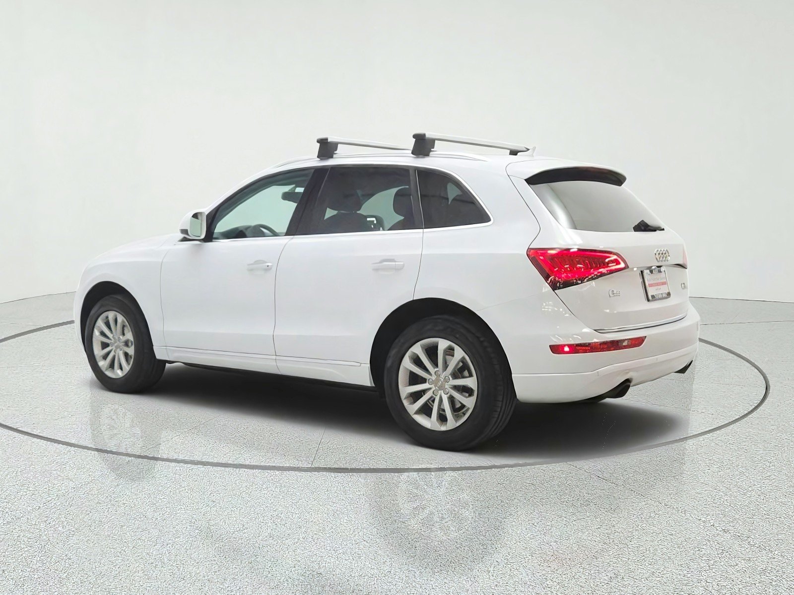 Used 2016 Glacier White Metallic Audi quattro 4dr 2.0T Premium Plus image 7