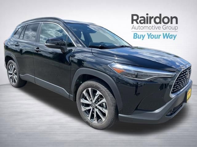 2022 Toyota Corolla Cross XLE AWD's photo