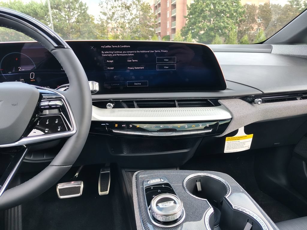2027 Cadillac OPTIQ Premium Sport - Photo 47